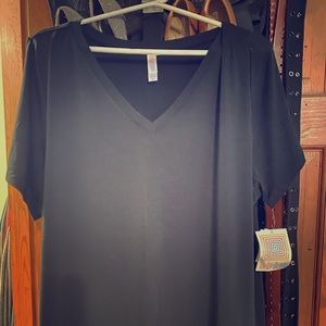 Lula roe black tshirt 3x NWT